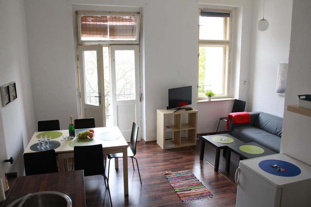 Apartment Rimska 34 Prague Extérieur photo